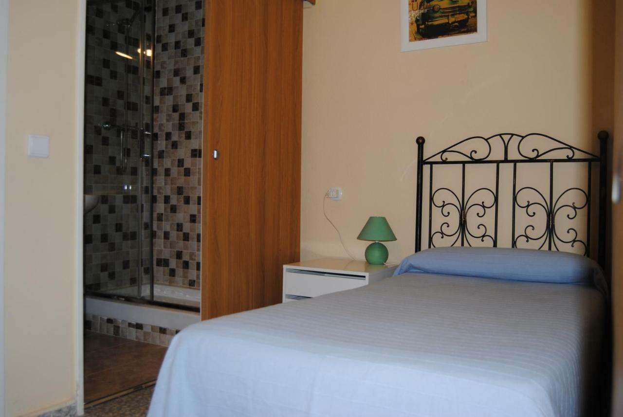 Hostal Ávila Ocaña Exterior foto
